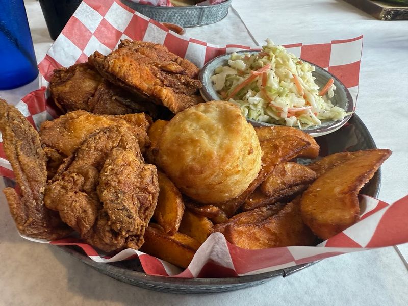 The Legendary Fried Chicken That Started It All The Legendary Fried Chicken That Started It All