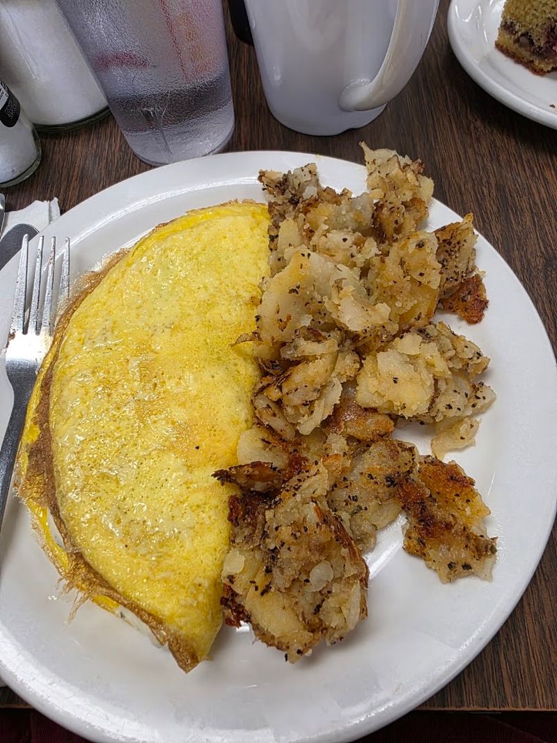 The Legendary Hash Browns With Perfect Pepper Seasoning The Legendary Hash Browns With Perfect Pepper Seasoning