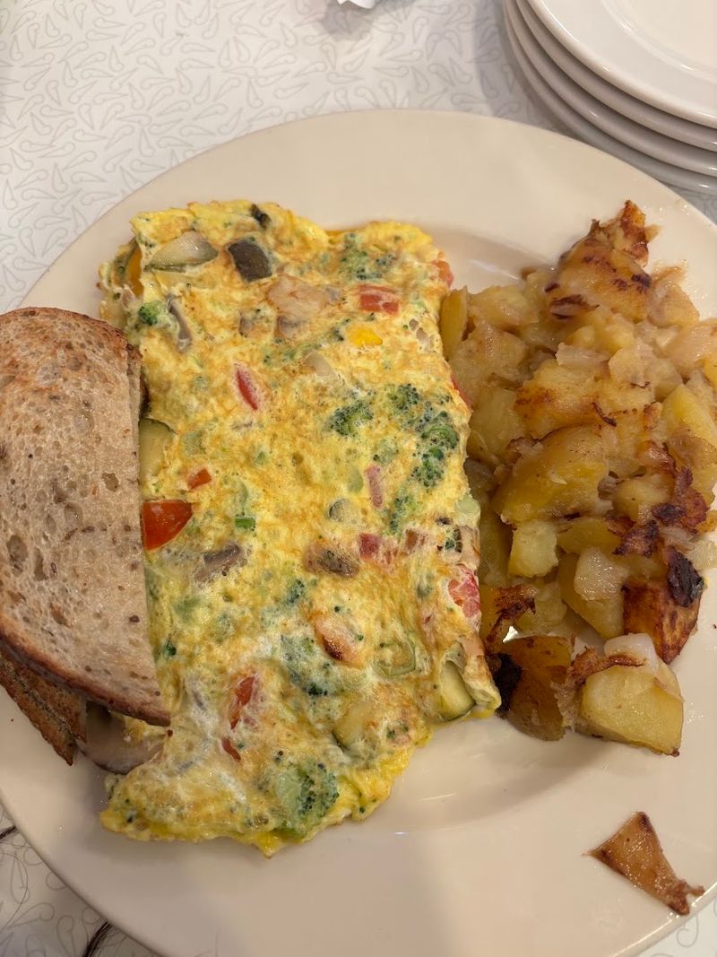 The Legendary Omelettes That Practically Have Their Own Fan Club