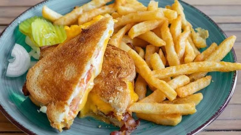 The Meltdown Sandwich: A Gloriously Indulgent Creation The Meltdown Sandwich: A Gloriously Indulgent Creation