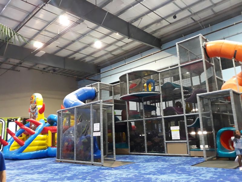 The Ocean-Themed Atmosphere That Wows From the Moment You Walk In