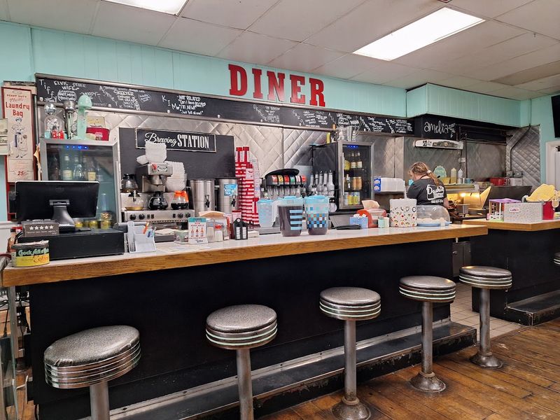 The Old-Fashioned Diner Atmosphere That Feels Like Home The Old-Fashioned Diner Atmosphere That Feels Like Home