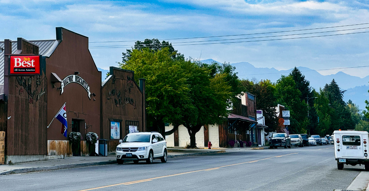 The One Small Town in Oregon Thats So Delightful You May Never Want to Leave