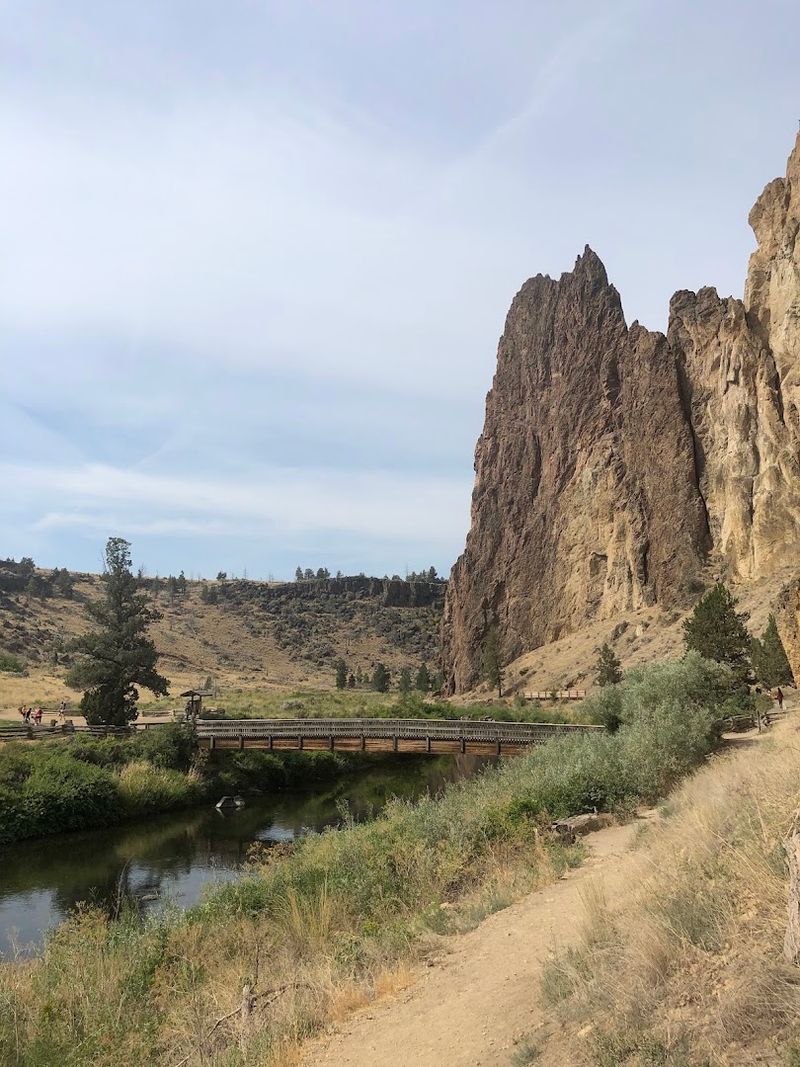 The Original 1911 Oregon Trunk Line Bridge Ruins