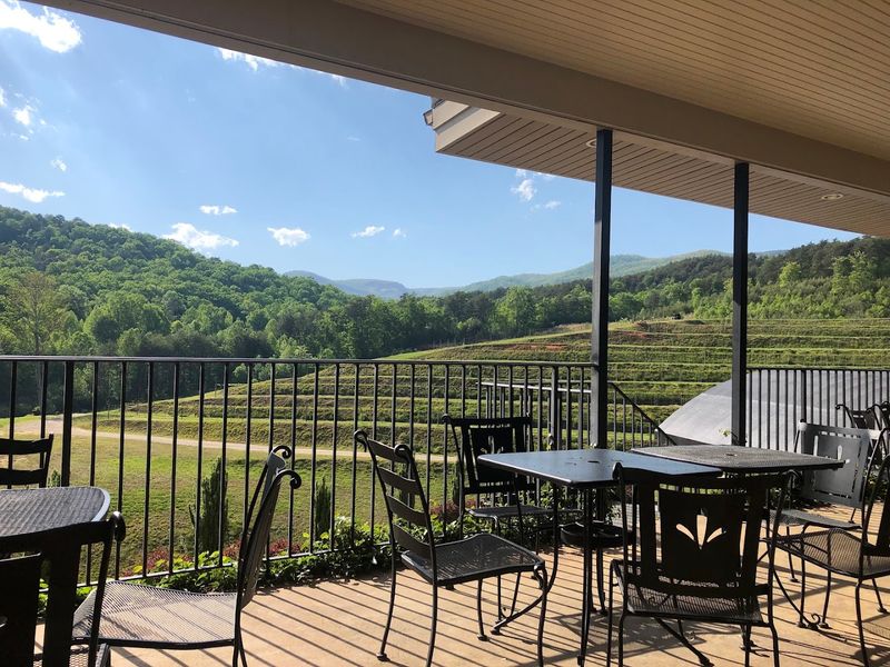 The Perfect Post-Hike Reward in the Blue Ridge Foothills The Perfect Post-Hike Reward in the Blue Ridge Foothills