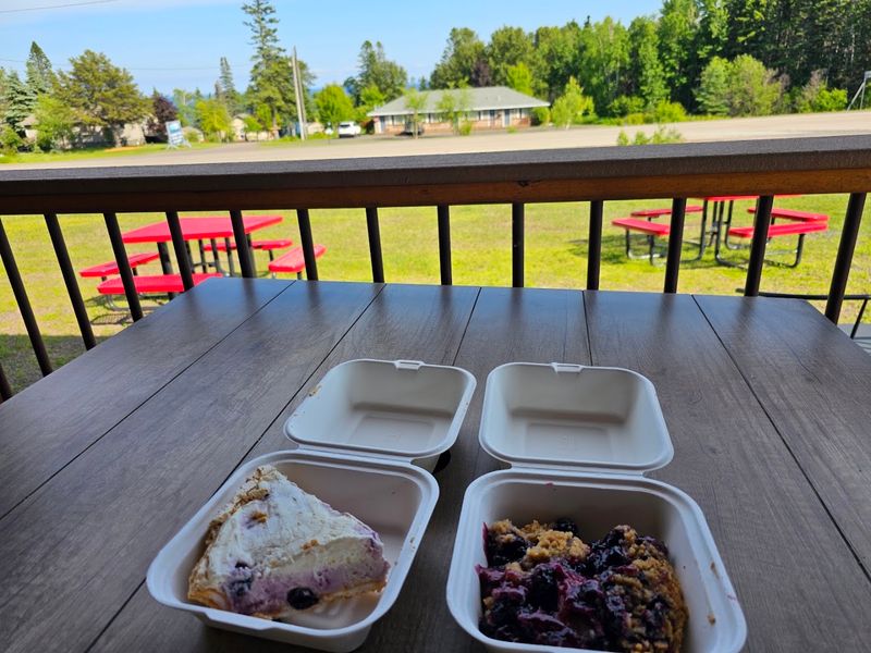 The Pie on the Fly Truck: Grab a Slice Without the Wait The Pie on the Fly Truck: Grab a Slice Without the Wait