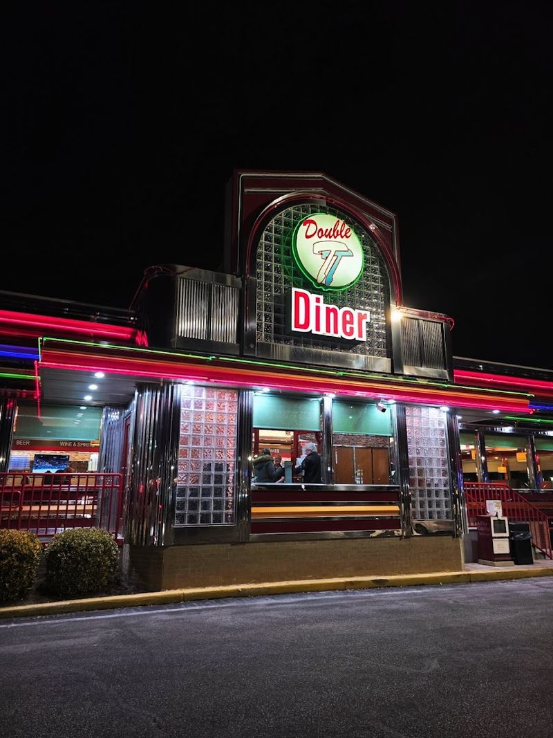 The Retro Atmosphere Hits Different After a Long Day The Retro Atmosphere Hits Different After a Long Day