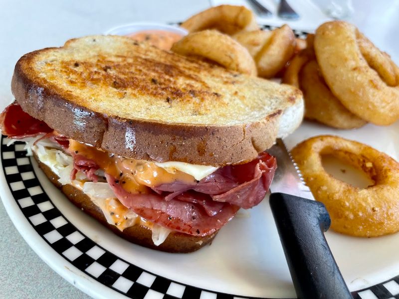 The Reuben Sandwich Worth the Drive