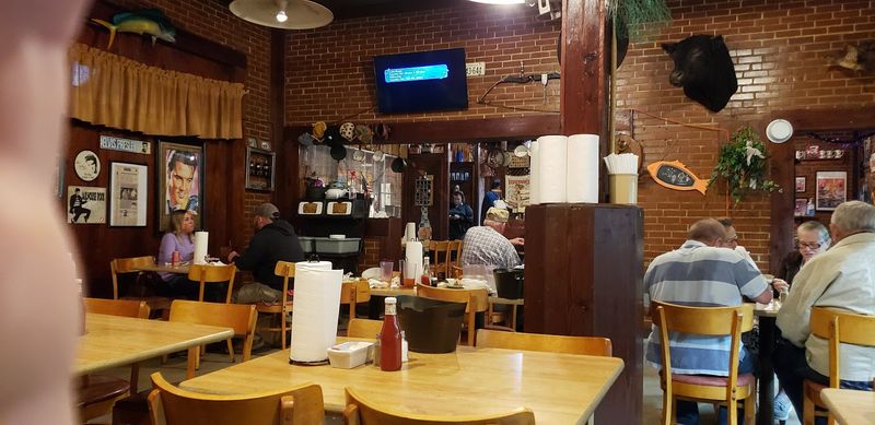 The Rustic Atmosphere and Taxidermy Wall Decor