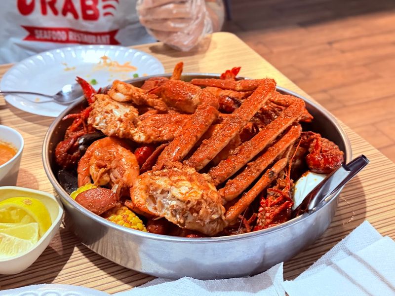 The Seafood Boil Experience That Keeps People Coming Back The Seafood Boil Experience That Keeps People Coming Back