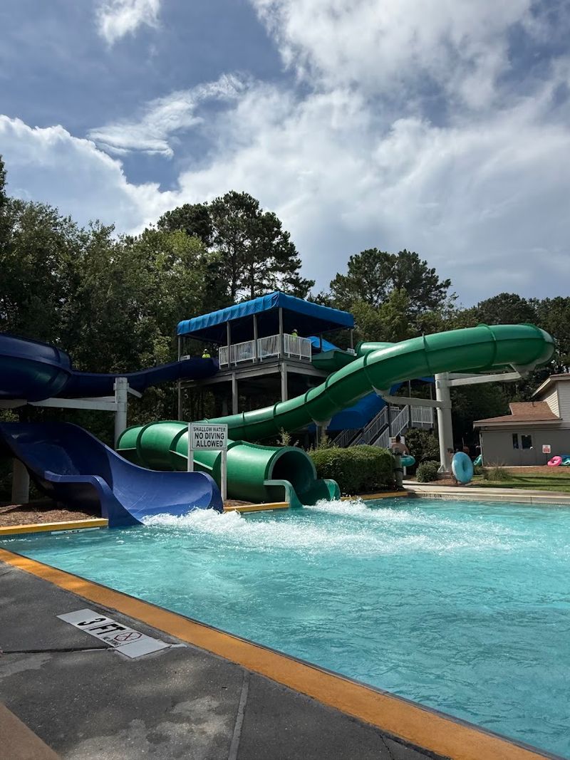 The Splash Zone Waterpark Is Pure Summer Fun The Splash Zone Waterpark Is Pure Summer Fun