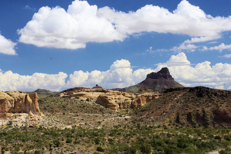 The Stark Beauty of the Surrounding Desert The Stark Beauty of the Surrounding Desert