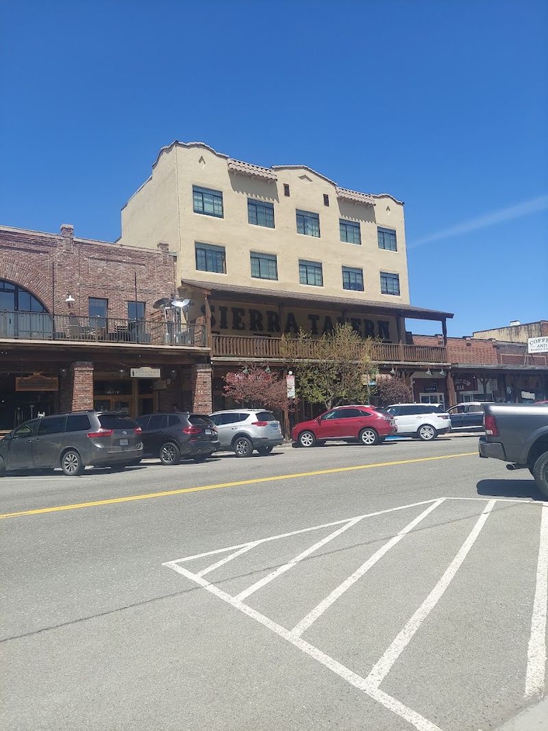 The Truckee Hotel