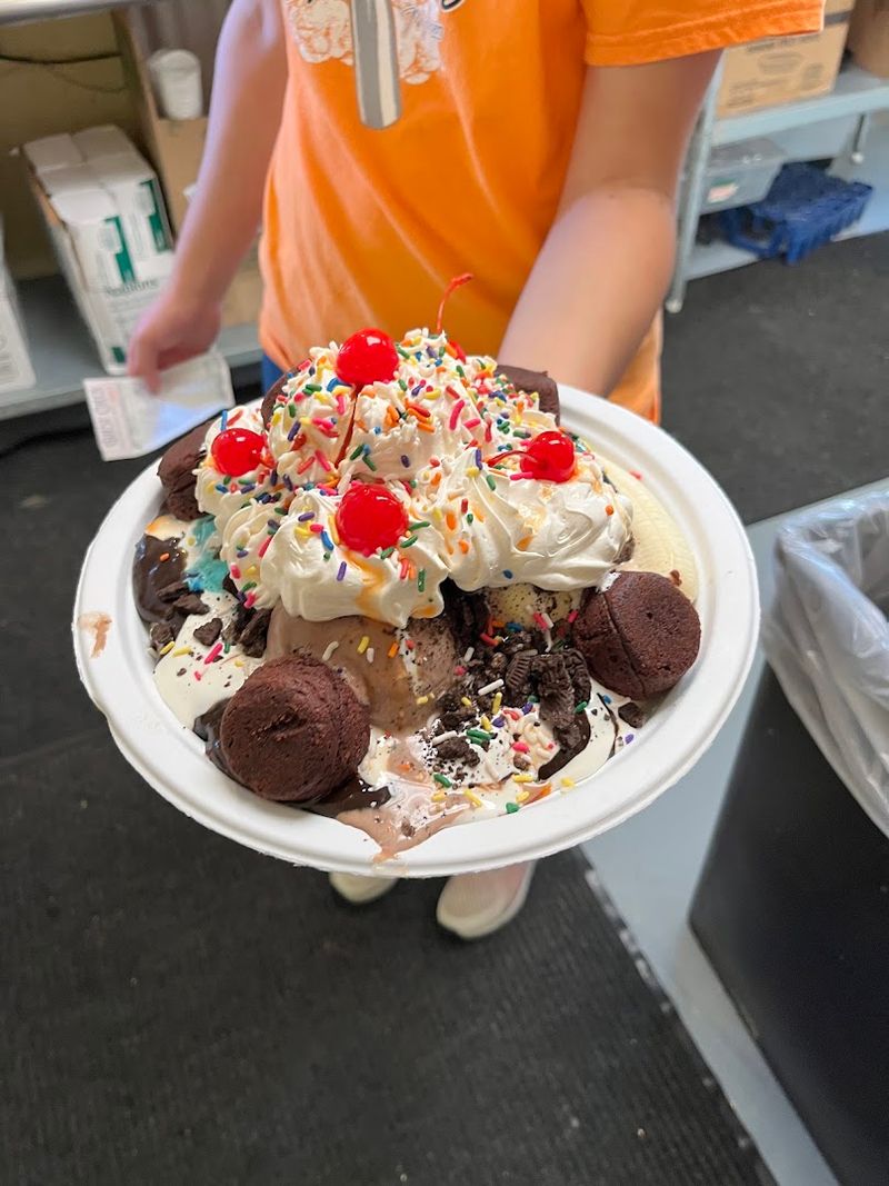 The Turtle Sundae That Makes You Want to Lick the Bowl