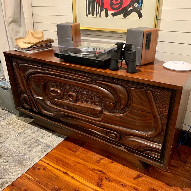The Vinyl Record Player Waiting in Your Room