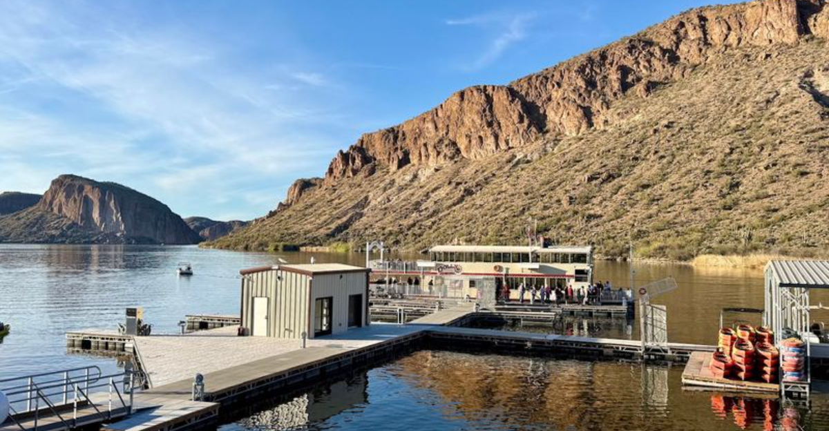 This Arizona Dinner Cruise Through Desert Canyons Is A 2026 Adventure You Wont Forget