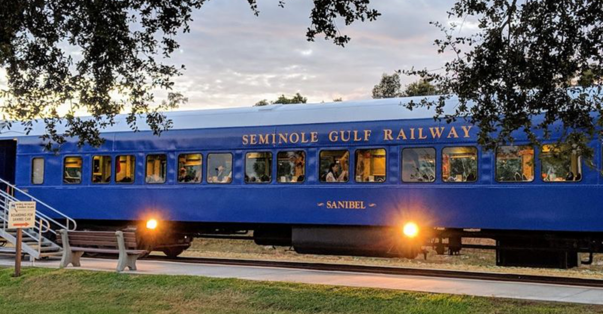 This Florida Gulf Coast Train Ride Combines Fine Wine With A Live Murder Mystery