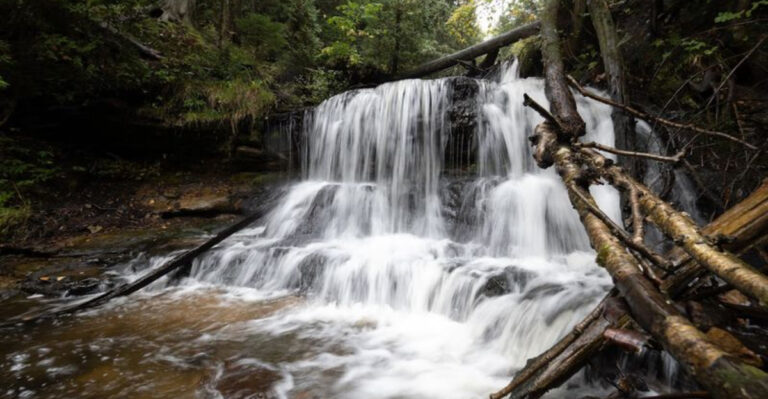 This Hidden Michigan Natural Wonder Looks Like It Belongs In A Fairytale