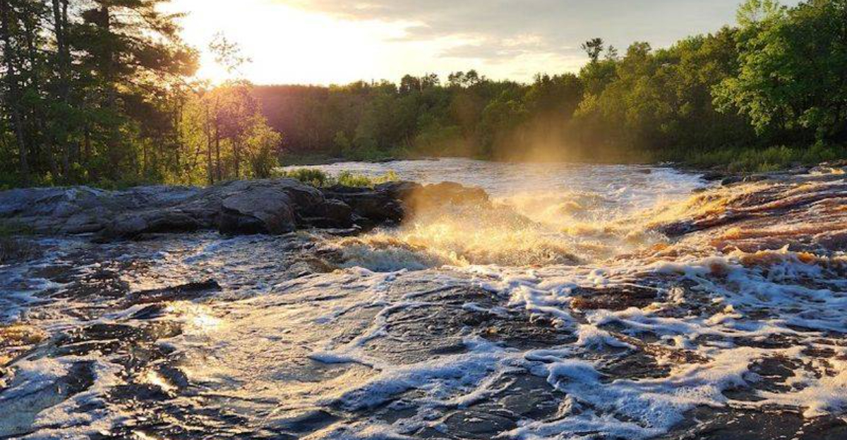This Hidden Natural Water Park In Minnesota Is A Summer Escape Locals Love