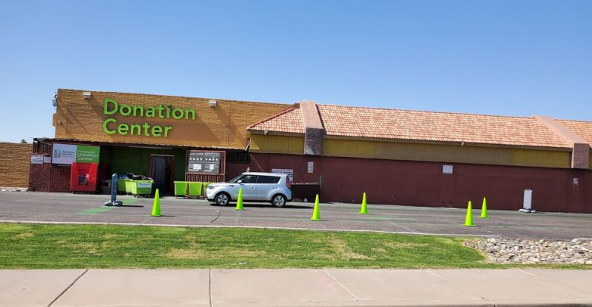 This Massive Arizona Thrift Store Is So Good, It Almost Feels Too Good To Be True