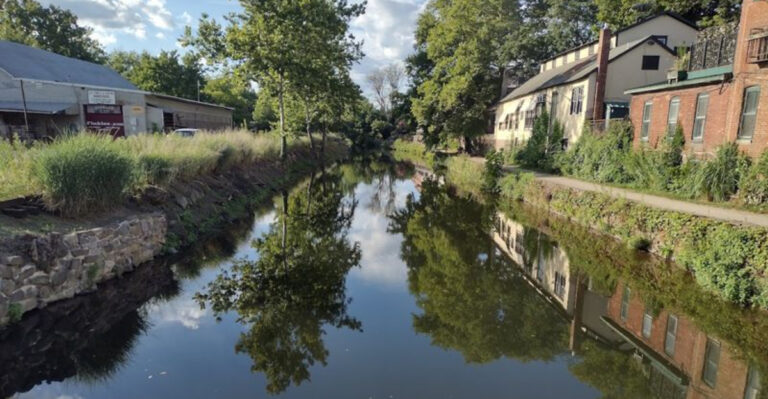 This Picturesque New Jersey Canal Town Feels Like A Place Time Forgot