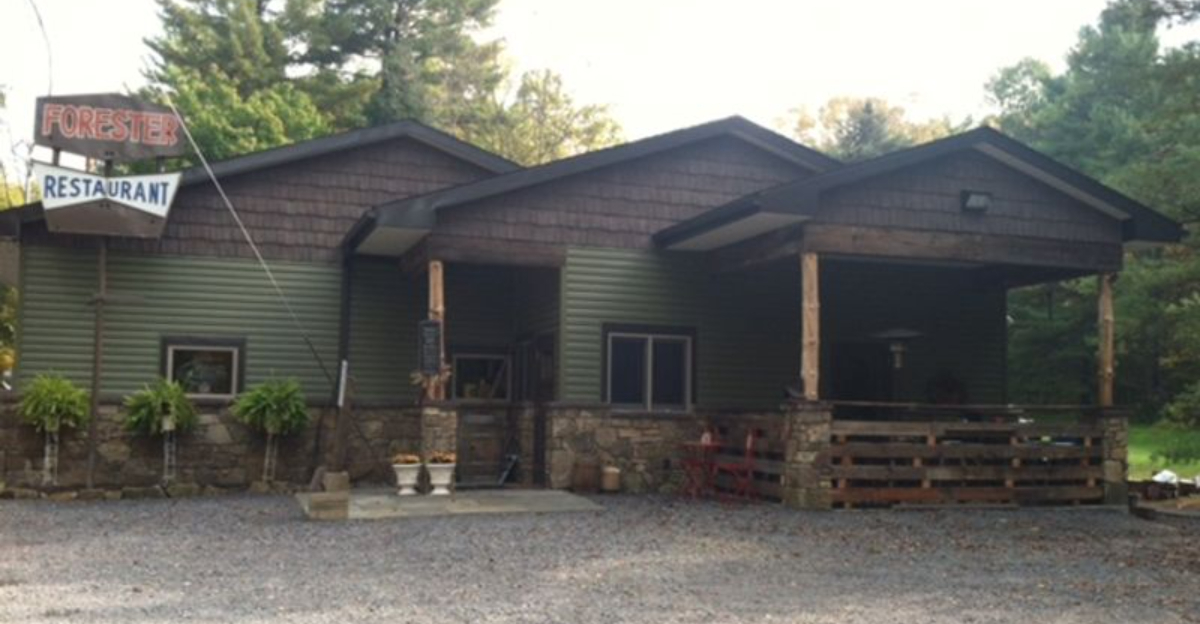 This Rustic Pennsylvania Restaurant Is As Memorable As The Food It Serves
