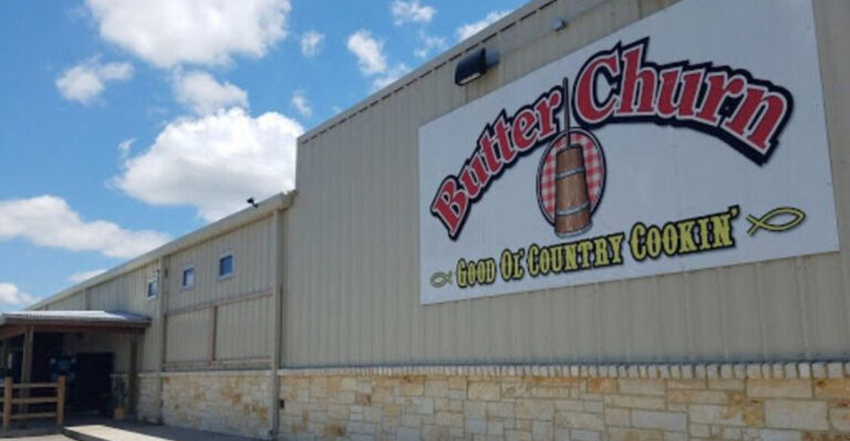 This Texas Buffet Serves Up All-You-Can-Eat Southern Food That Locals Can’t Stop Raving About