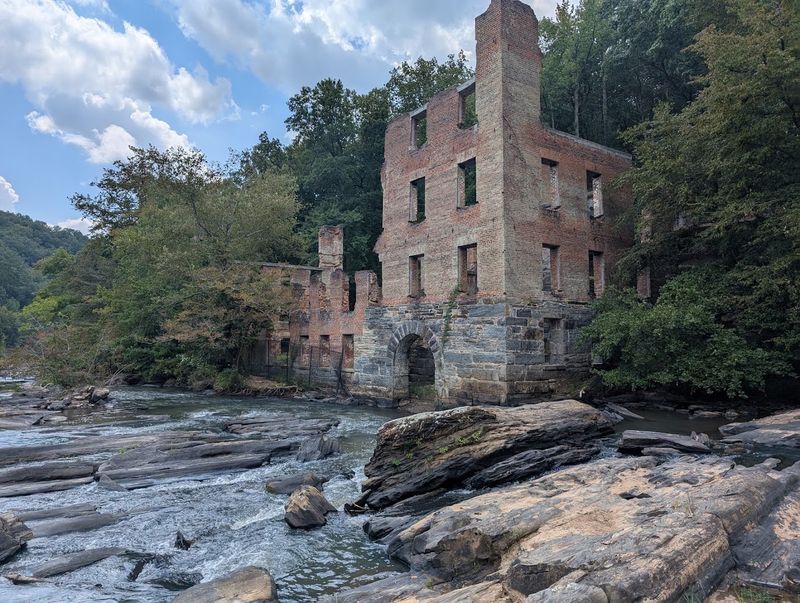 Tips for First-Time Visitors: Make the Most of Your Eerie Adventure Tips for First-Time Visitors: Make the Most of Your Eerie Adventure