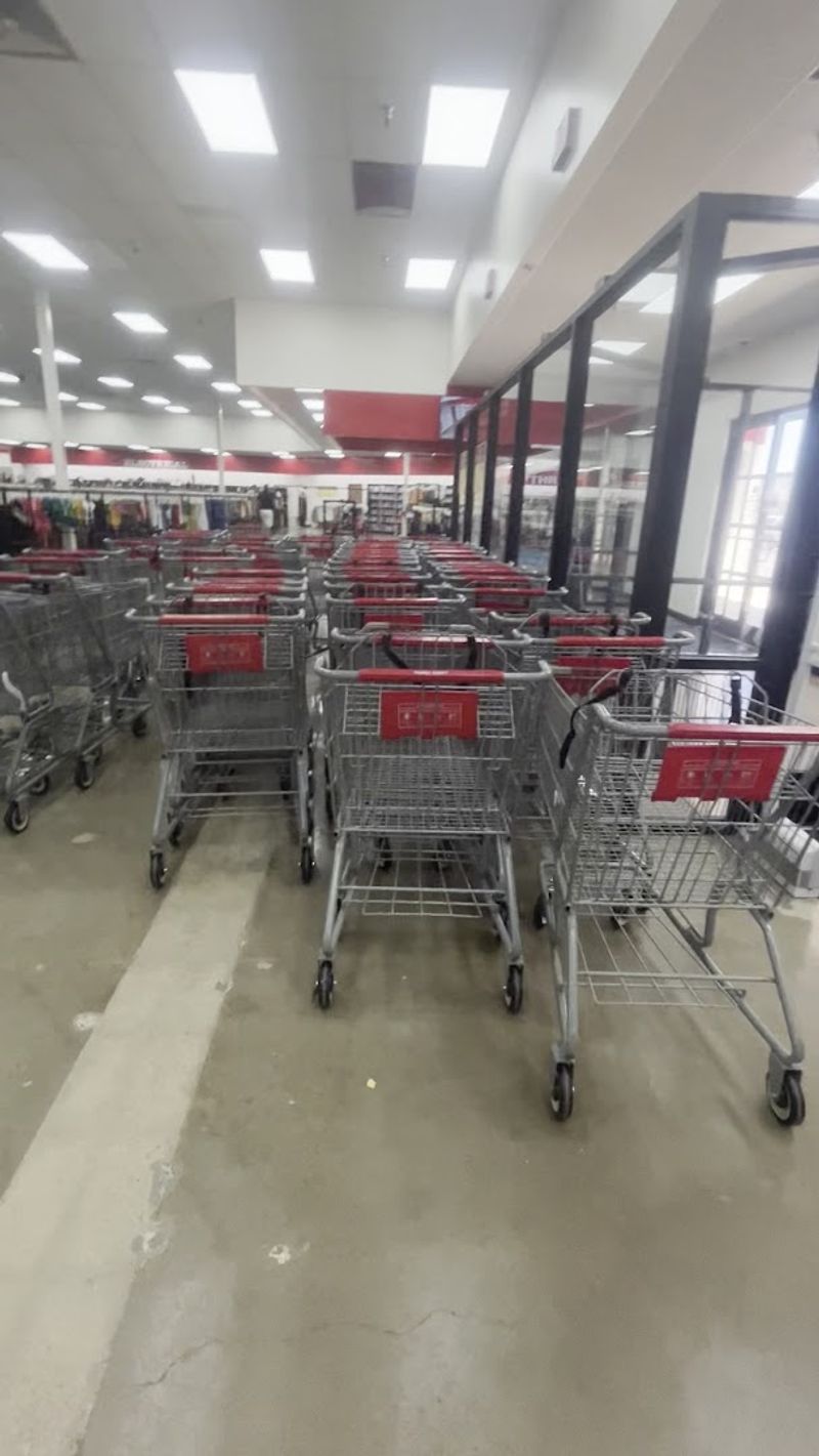 Tips for Navigating the Store Like a Pro Tips for Navigating the Store Like a Pro