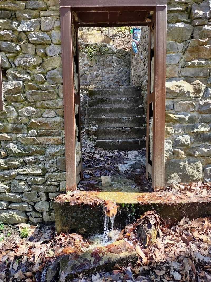 Tips for Visiting the Colonial Springs Site Today