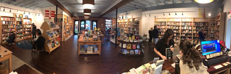 Tombolo Books – St. Petersburg, Florida