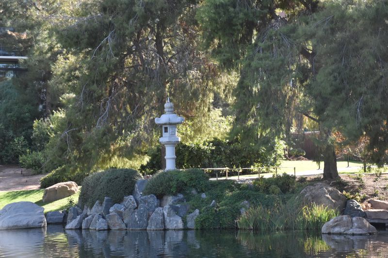 Traditional Japanese Lanterns Add a Magical Glow to Every Corner