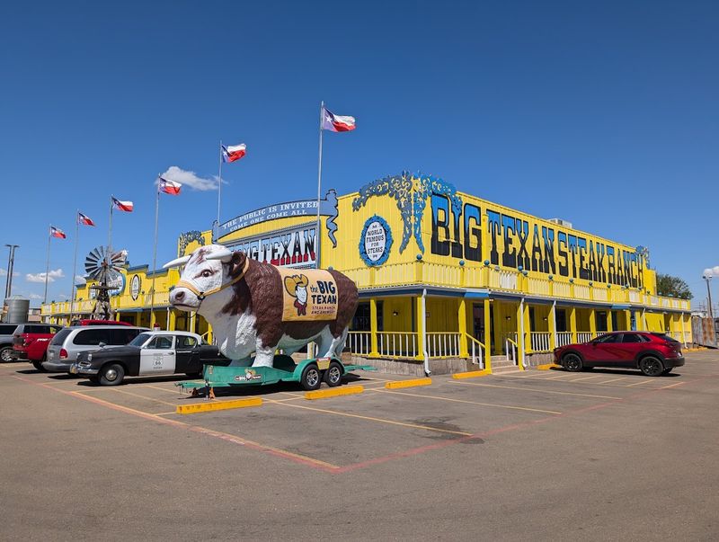Truck and RV Parking Makes It Road-Tripper Friendly Truck and RV Parking Makes It Road-Tripper Friendly
