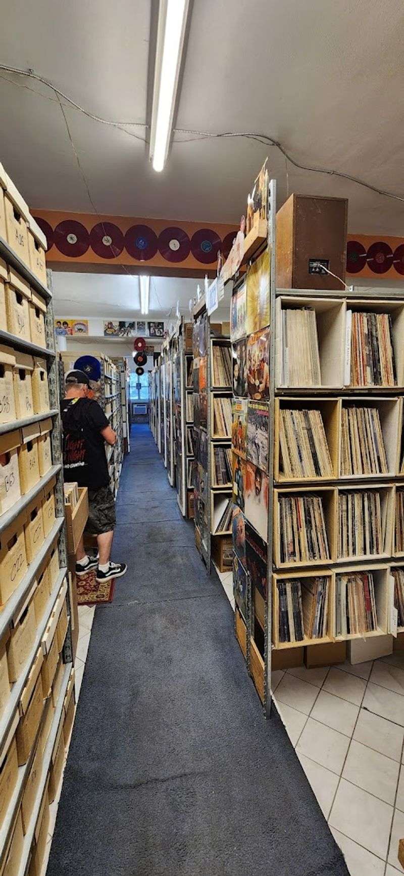 Turntable and Audio Equipment Paradise