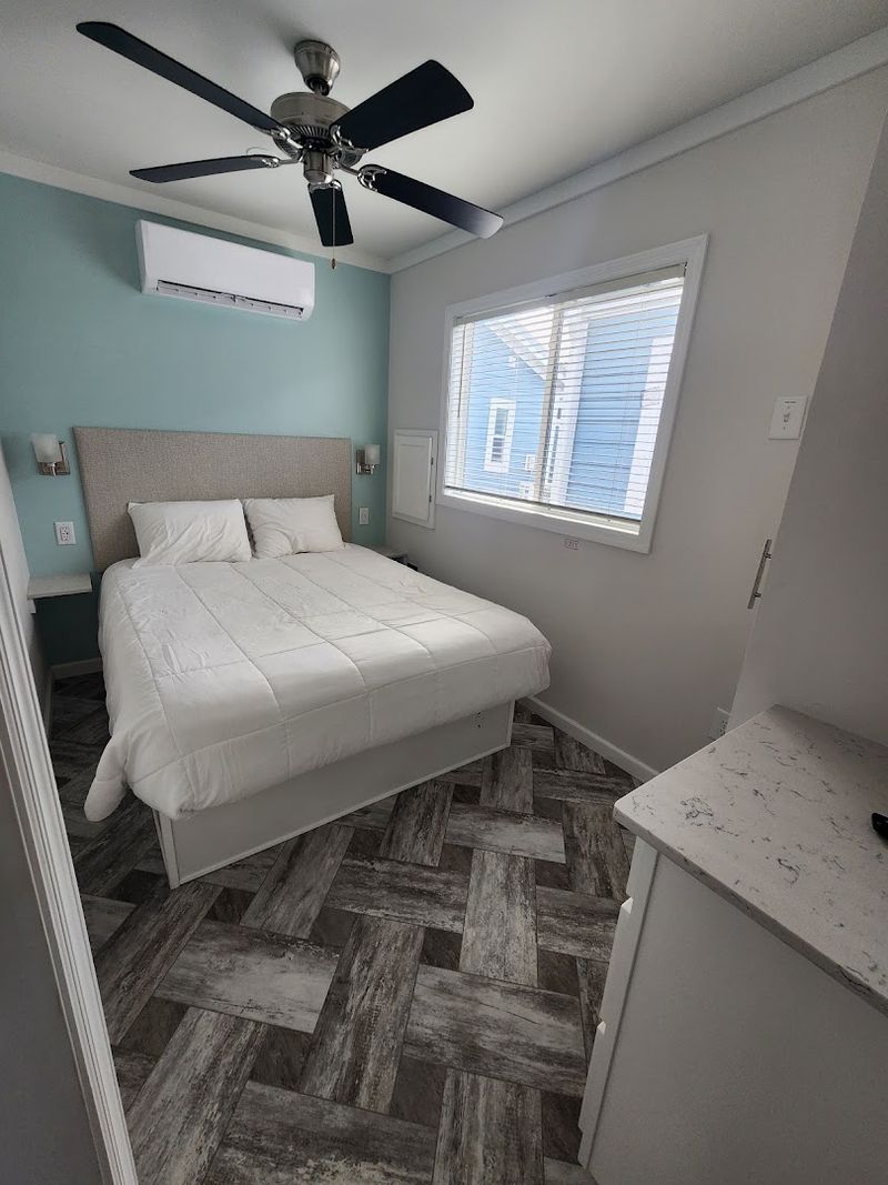 Two Comfortable Bedrooms for Families and Groups Two Comfortable Bedrooms for Families and Groups