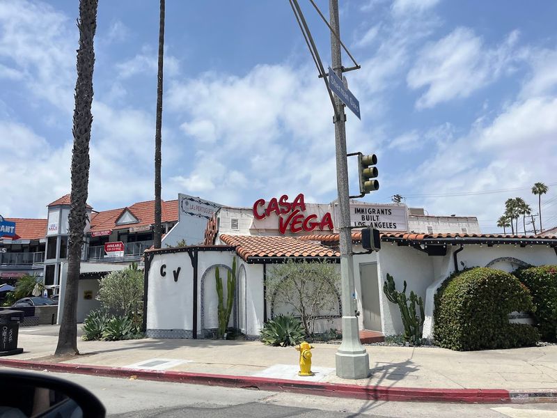 Valet Parking Makes the Busy Ventura Blvd Visit Easy