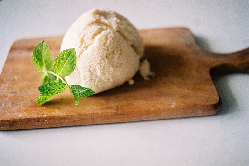 Vanilla ice cream Vanilla ice cream