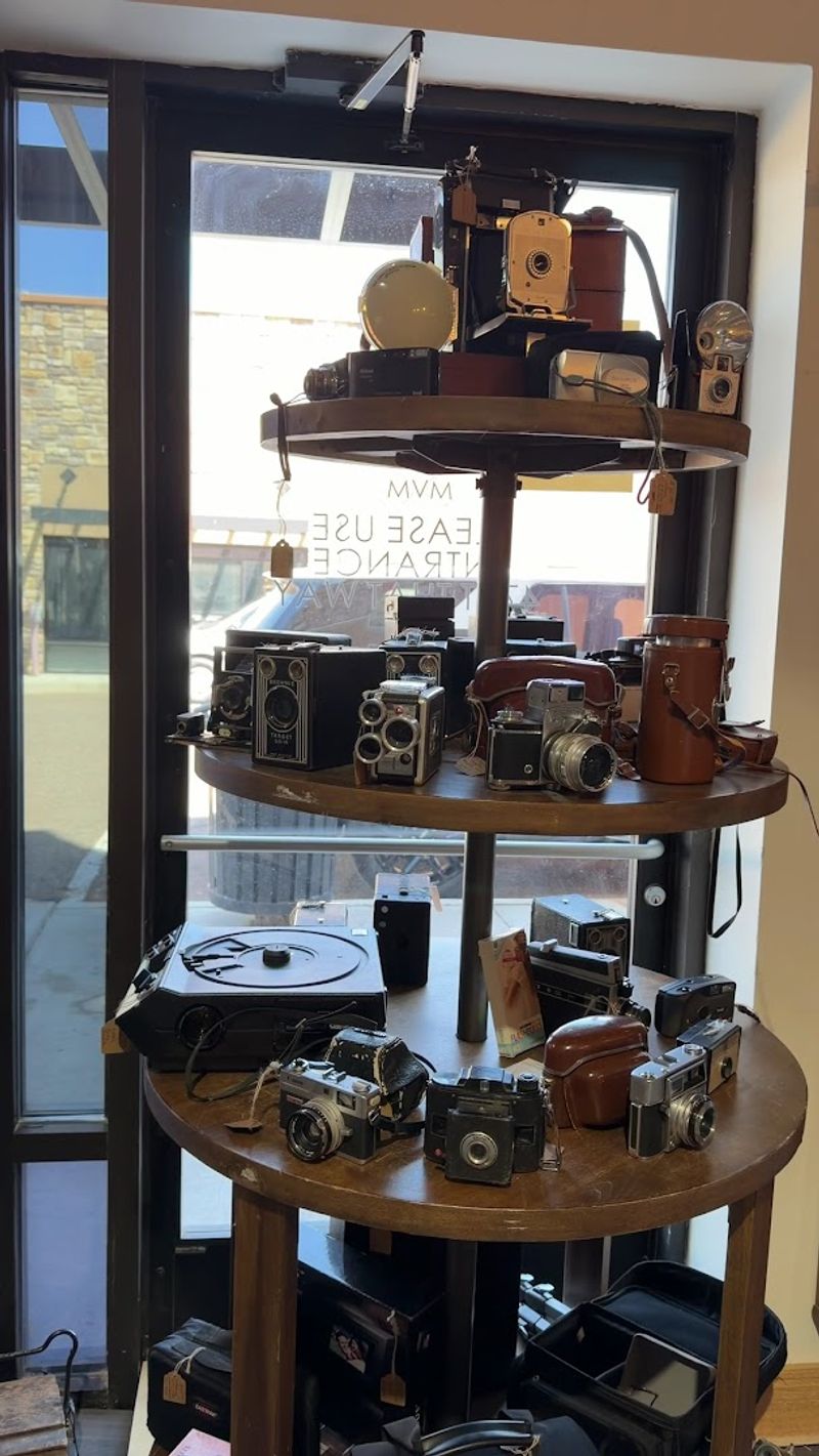 Vintage Cameras for Film Photography Fans