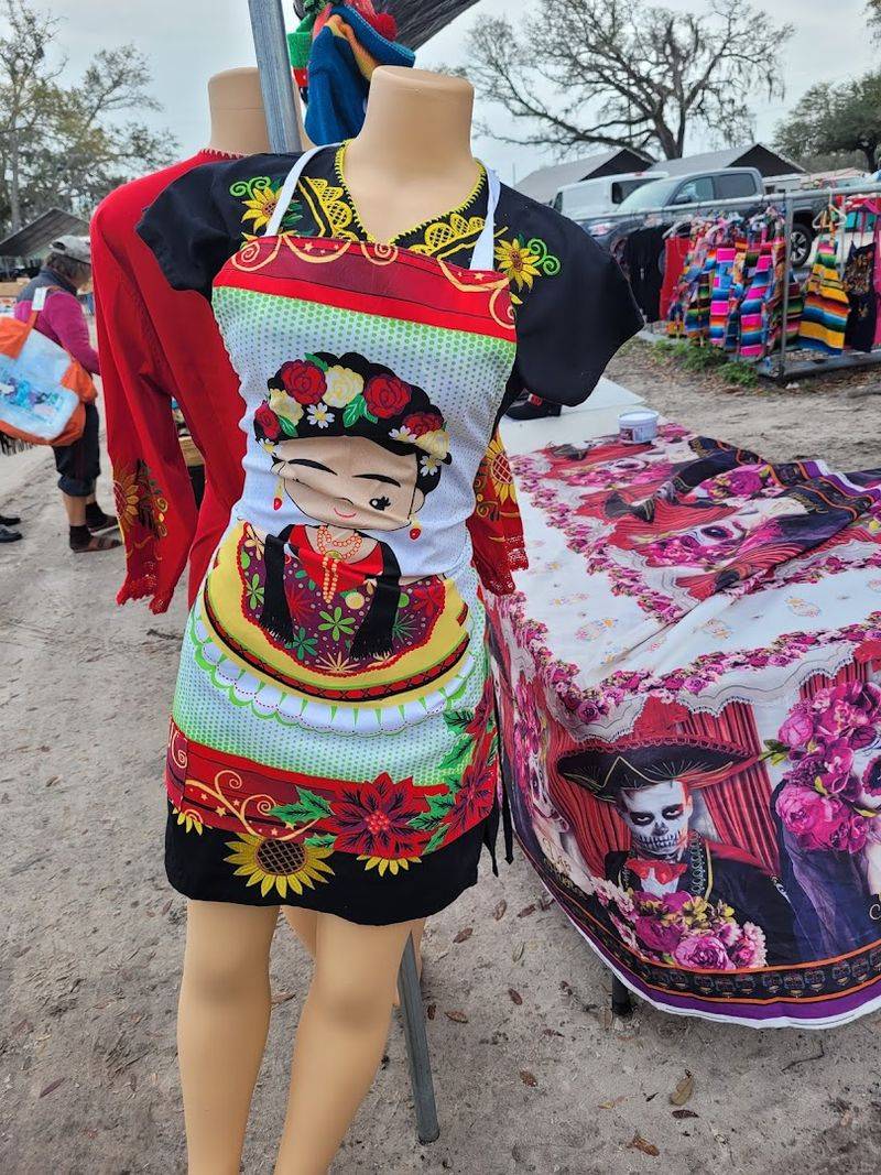 Vintage Clothing and Accessories