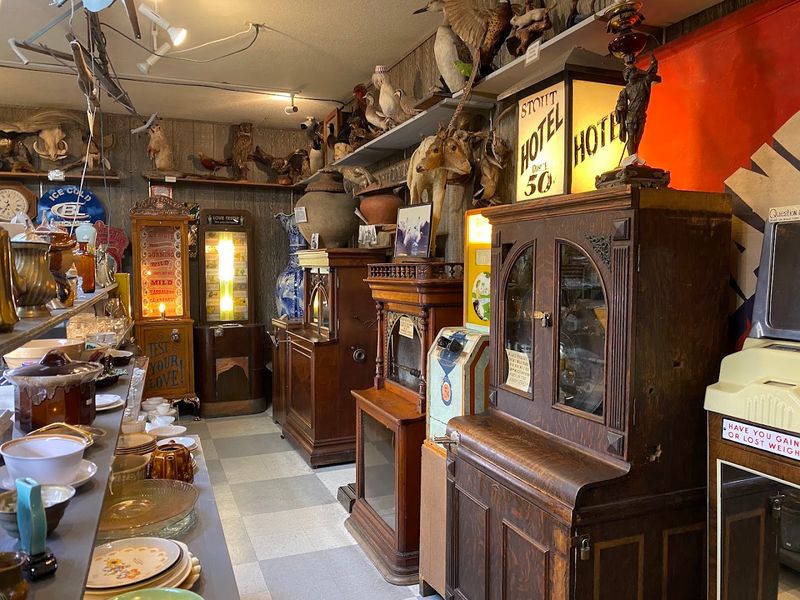 Vintage Coin-Operated Machines That Still Work