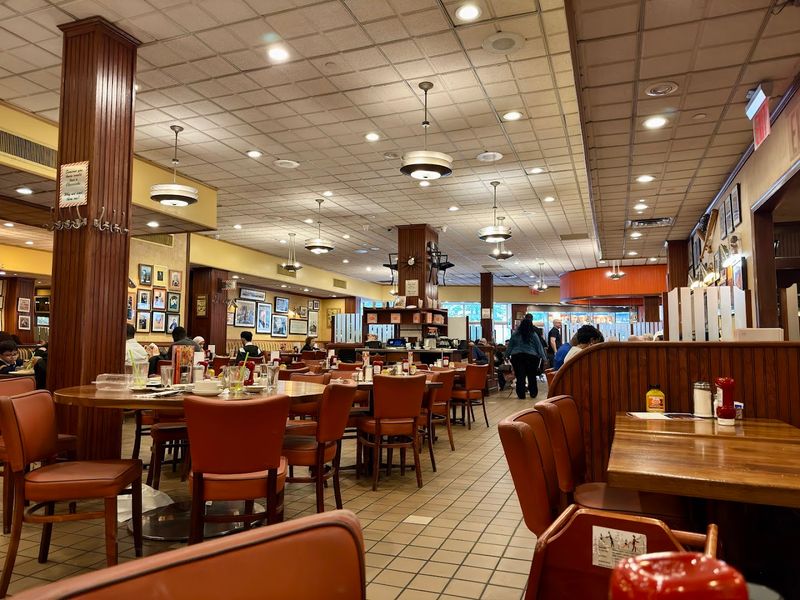 Vintage Decor That Feels Like Stepping Back in Time Vintage Decor That Feels Like Stepping Back in Time