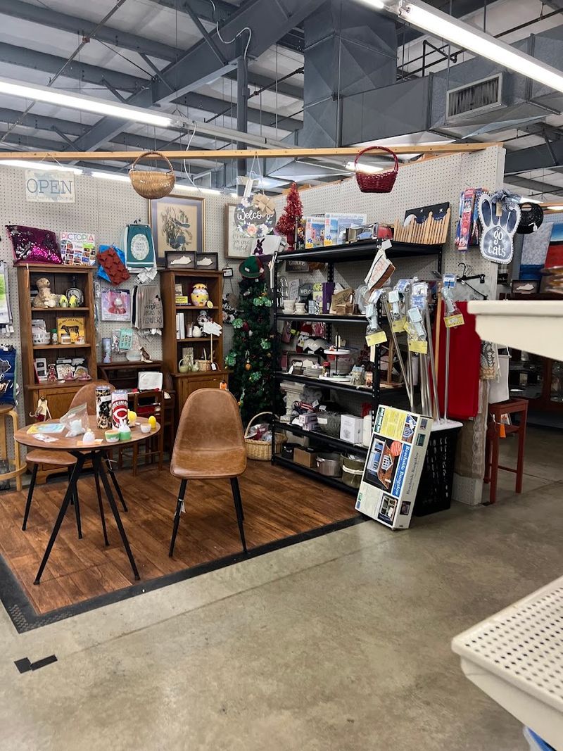 Vintage Finds Around Every Corner