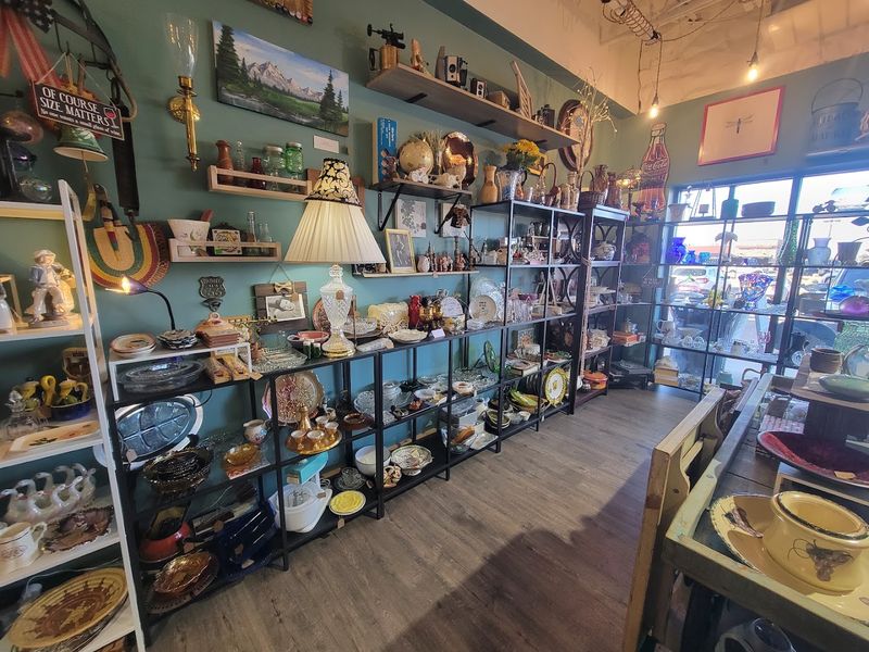 Vintage Kitchen Items and Household Treasures
