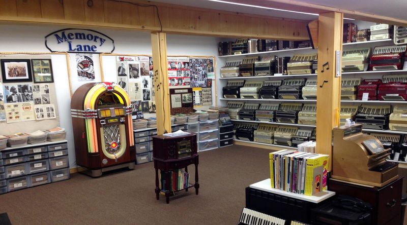 Vintage Musical Extras That Add Even More Charm To The Visit