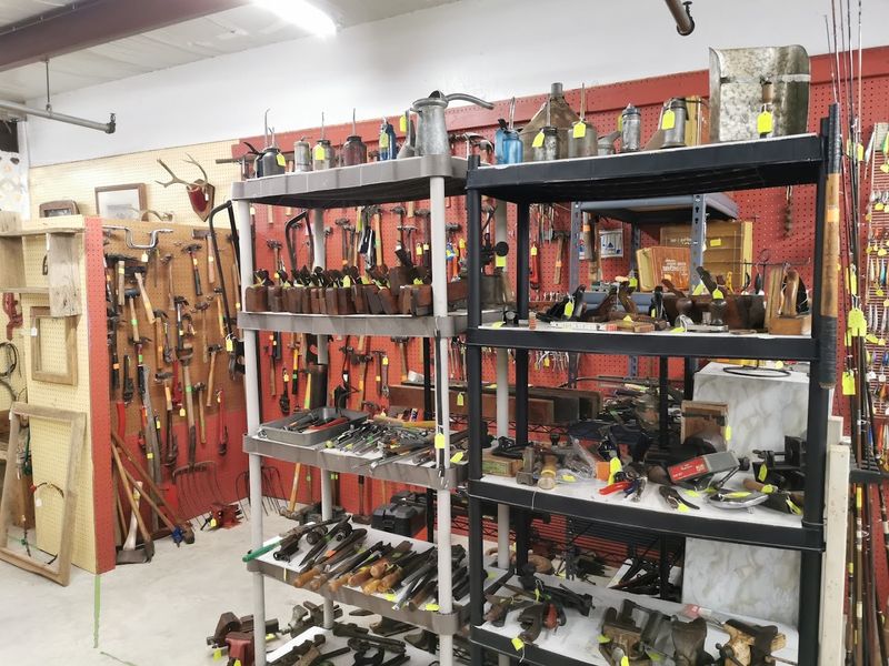 Vintage Tools That Old-School Collectors Crave
