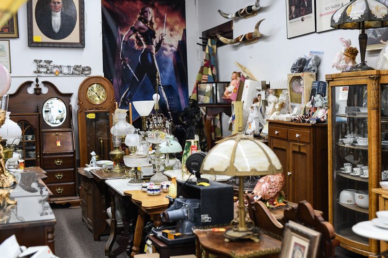 Vintage and Antique Finds Around Every Corner