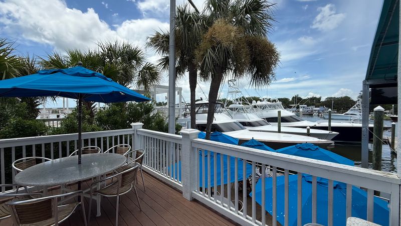 Waterfront Views That Make Every Meal Better