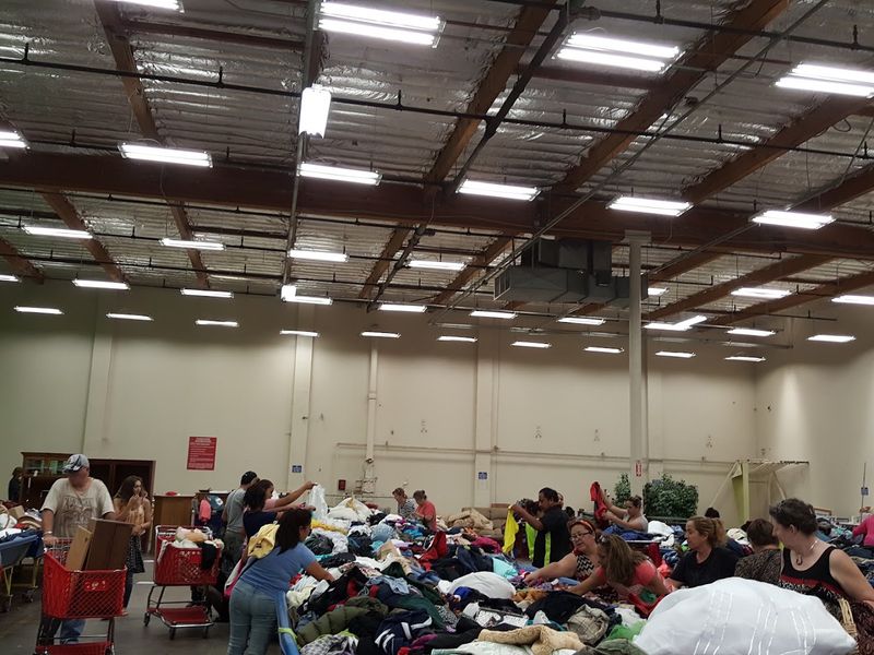 Weekend Crowds Mean Competitive Thrifting Action
