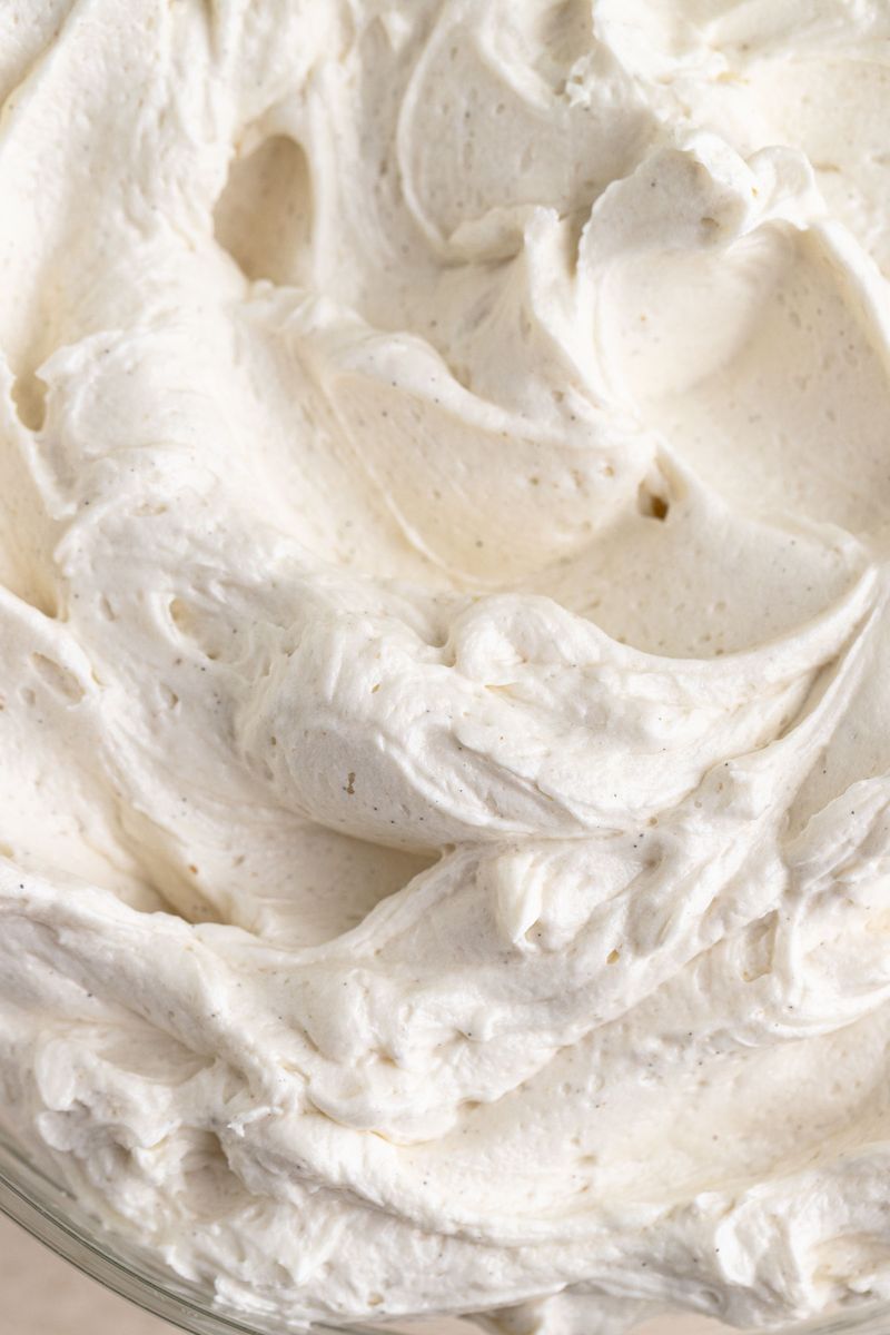 Whipped frosting Whipped frosting