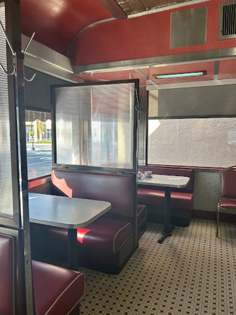 Why Angelo's Has Earned Its 4.6-Star Legacy Why Angelo's Has Earned Its 4.6-Star Legacy